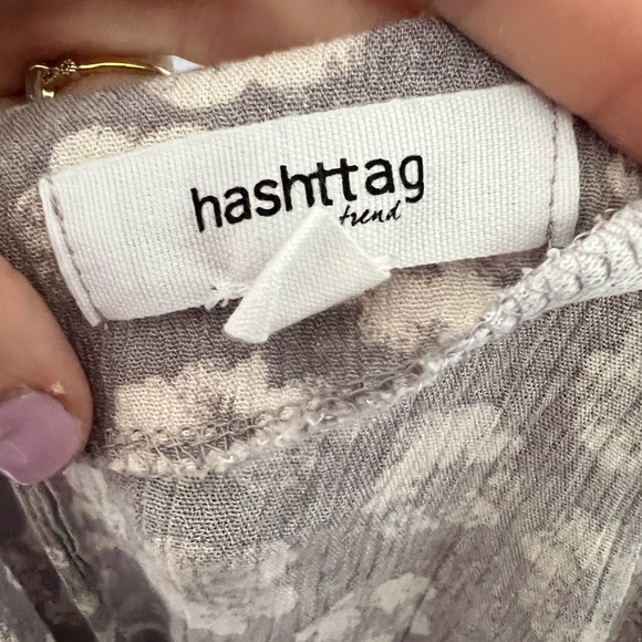 Hashttag Intrend Printed Blouse - Picture 5 of 6